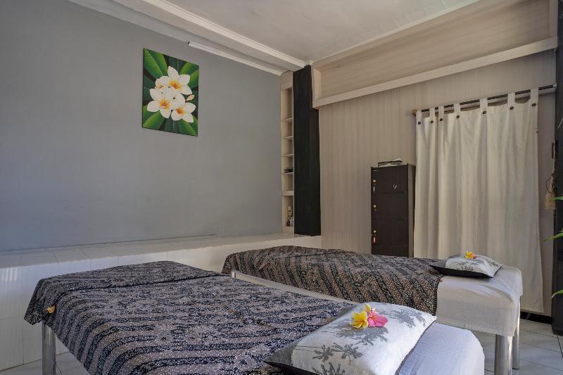 Terrace Garden Homestay And Spa Jimbaran  Exterior photo